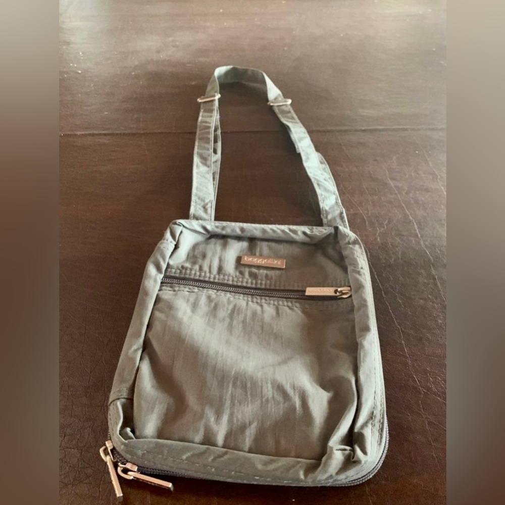 Baggallini  Purse